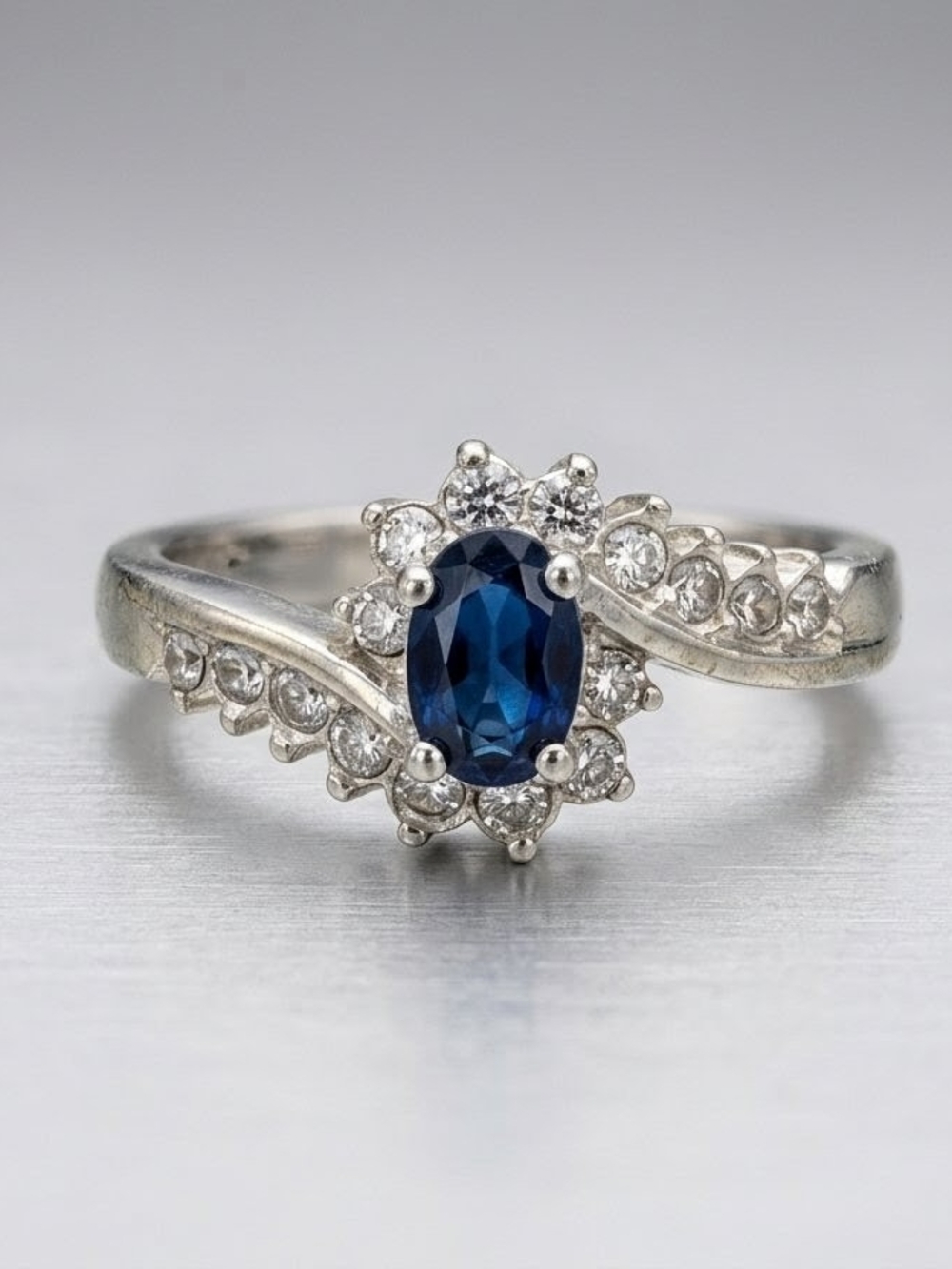 Vintage Y2K Swarovski Sapphire-Blue Crossover Ring - Rare Bypass Style